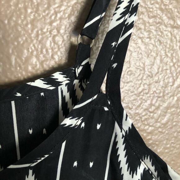 Xhilaration Black & White Patterned Shorts Romper - Picture 7 of 8